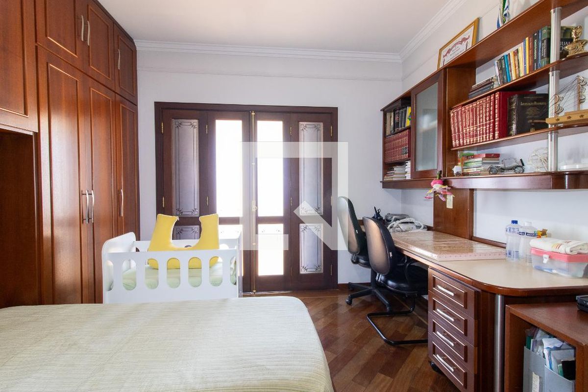 Casa à Venda - Taquaral, 4 Quartos,  430 m2 em , Campinas - sp | SoloBR