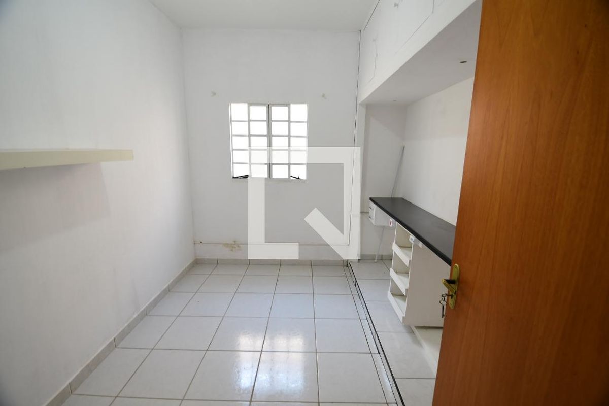 Casa à Venda - Taquaral, 3 Quartos,  150 m2 em , Campinas - sp | SoloBR