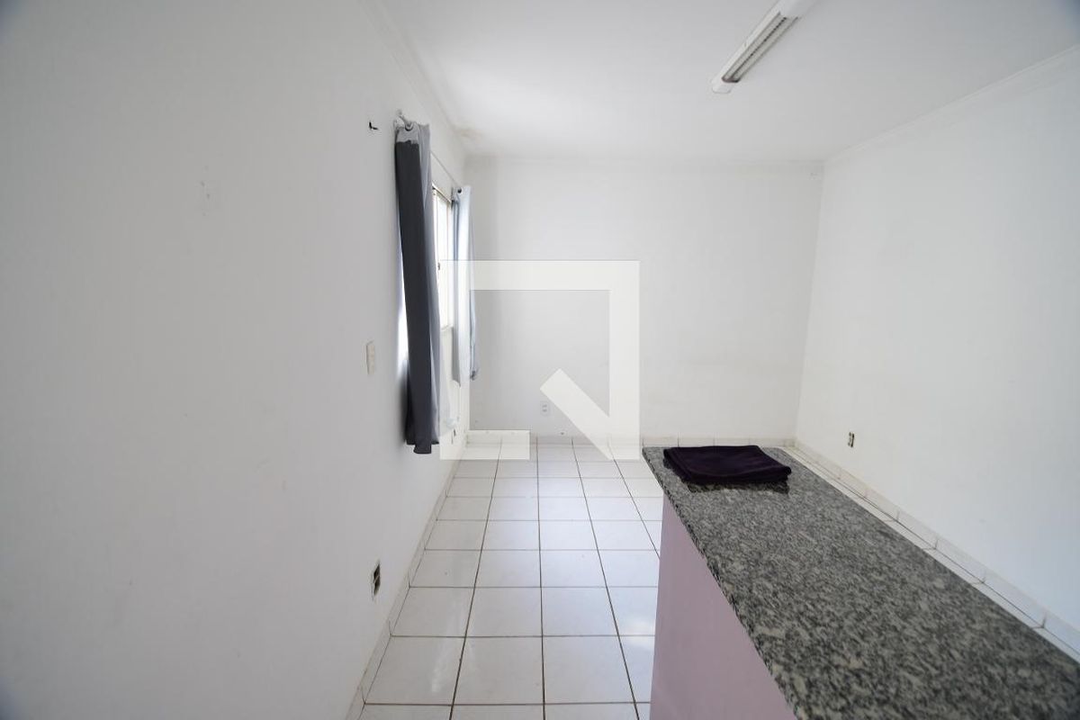 Casa à Venda - Taquaral, 3 Quartos,  150 m2 em , Campinas - sp | SoloBR