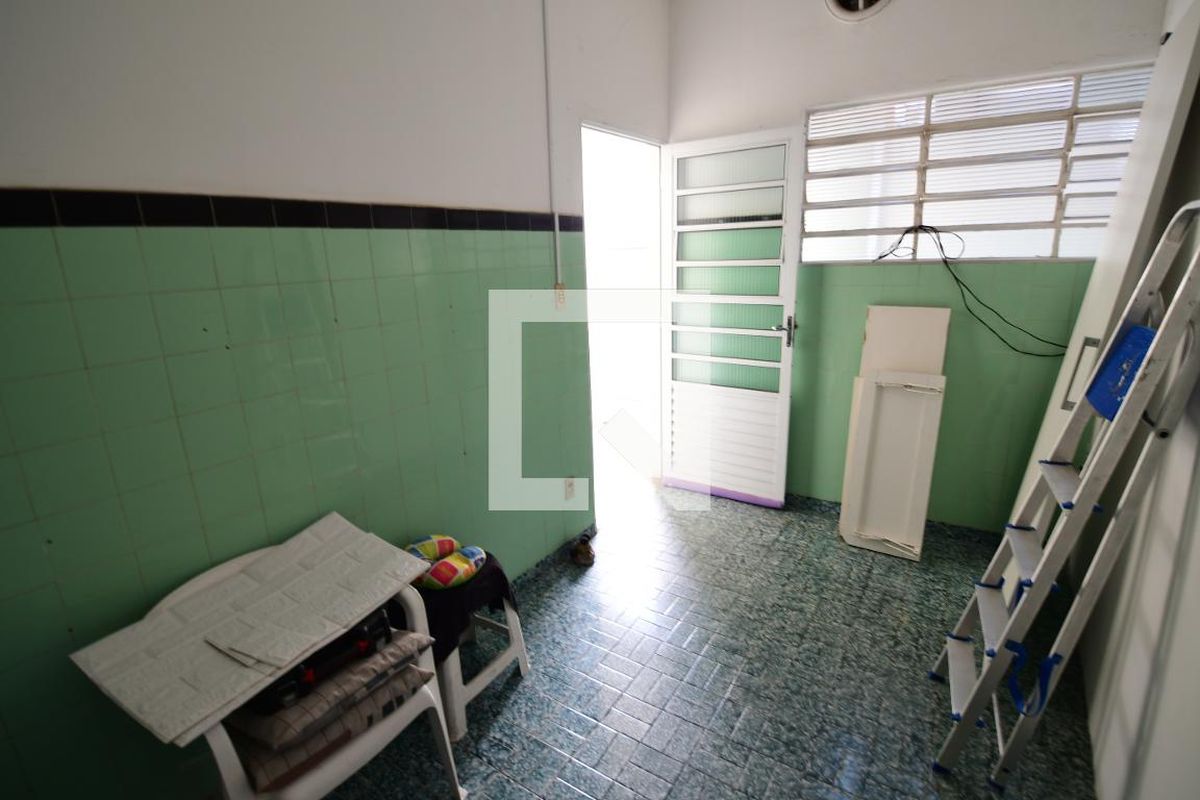 Casa à Venda - Taquaral, 3 Quartos,  150 m2 em , Campinas - sp | SoloBR
