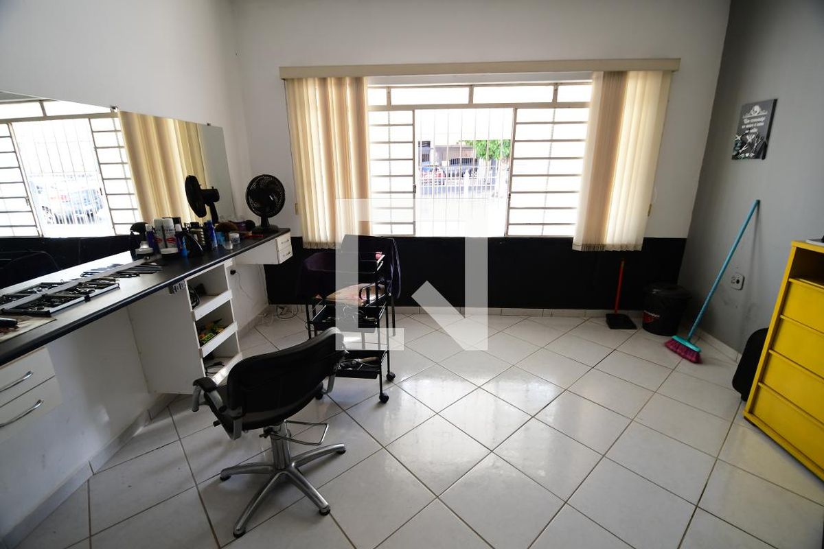 Casa à Venda - Taquaral, 3 Quartos,  150 m2 em , Campinas - sp | SoloBR