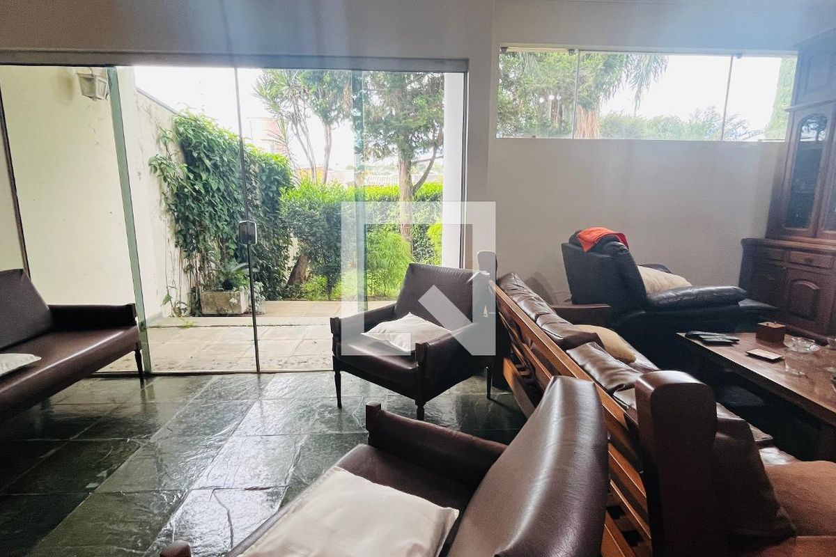 Casa à Venda - Jardim Planalto, 4 Quartos,  263 m2 em , Campinas - sp | SoloBR