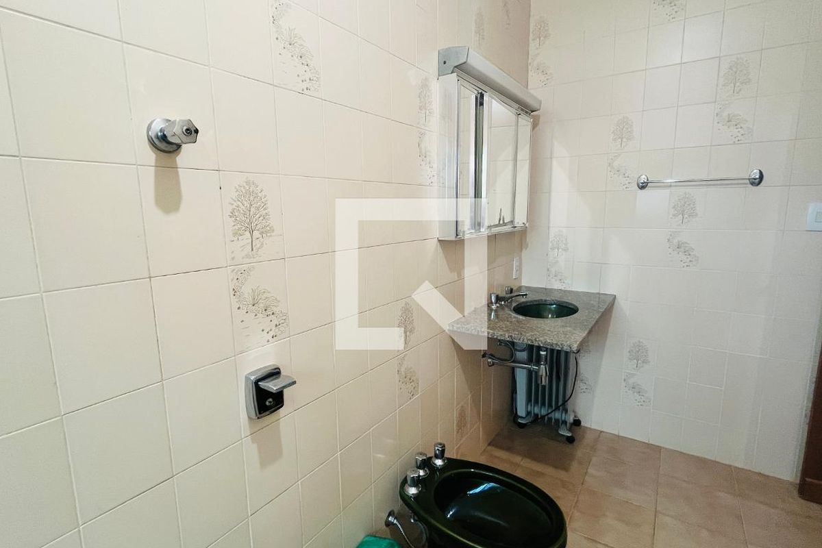 Casa à Venda - Jardim Planalto, 4 Quartos,  263 m2 em , Campinas - sp | SoloBR