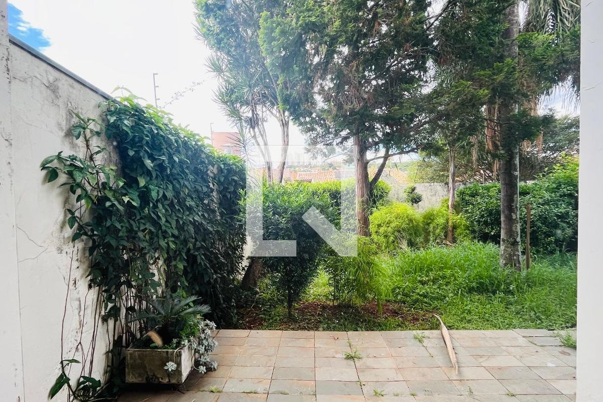 Casa à Venda - Jardim Planalto, 4 Quartos,  263 m2 em , Campinas - sp | SoloBR