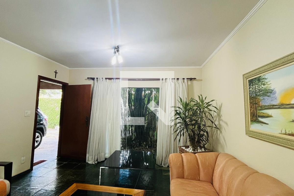 Casa à Venda - Jardim Planalto, 4 Quartos,  263 m2 em , Campinas - sp | SoloBR