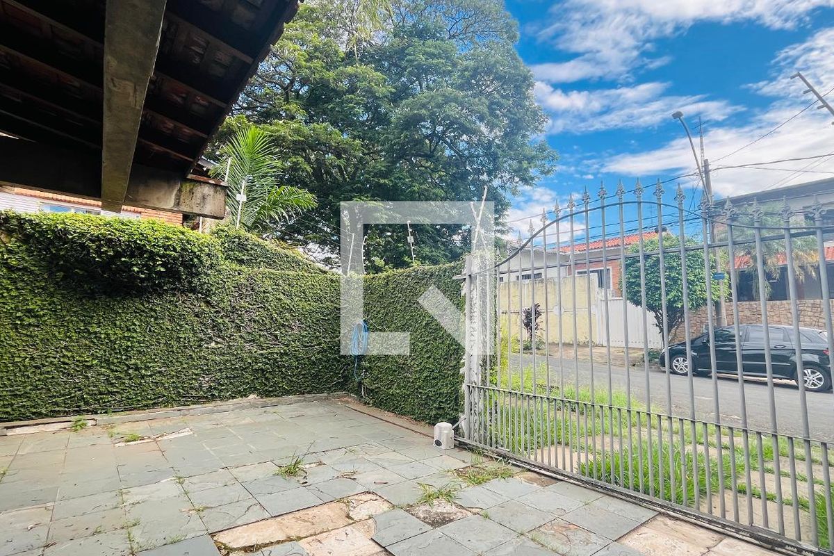 Casa à Venda - Jardim Planalto, 4 Quartos,  263 m2 em , Campinas - sp | SoloBR