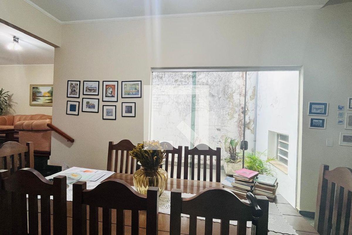 Casa à Venda - Jardim Planalto, 4 Quartos,  263 m2 em , Campinas - sp | SoloBR