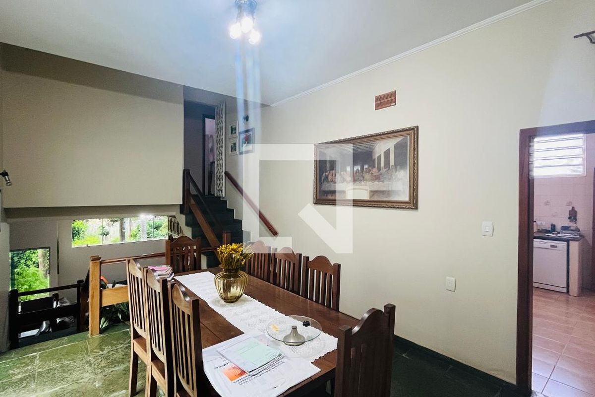 Casa à Venda - Jardim Planalto, 4 Quartos,  263 m2 em , Campinas - sp | SoloBR