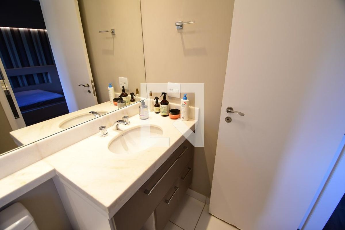 Apartamento à Venda - Mansões Santo Antônio, 3 Quartos,  137 m2 em , Campinas - sp | SoloBR