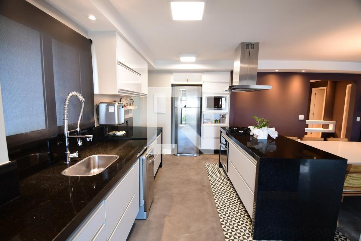 Apartamento à Venda - Mansões Santo Antônio, 3 Quartos,  137 m2 em , Campinas - sp | SoloBR