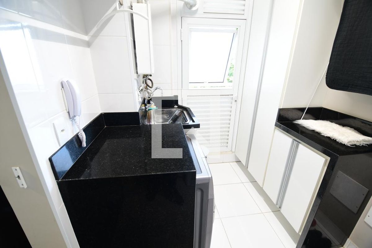 Apartamento à Venda - Mansões Santo Antônio, 3 Quartos,  137 m2 em , Campinas - sp | SoloBR