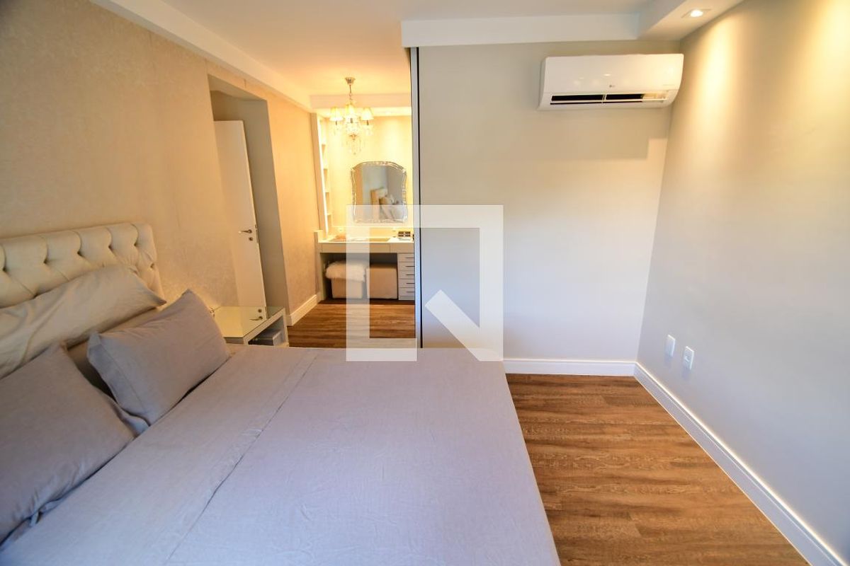 Apartamento à Venda - Mansões Santo Antônio, 3 Quartos,  137 m2 em , Campinas - sp | SoloBR