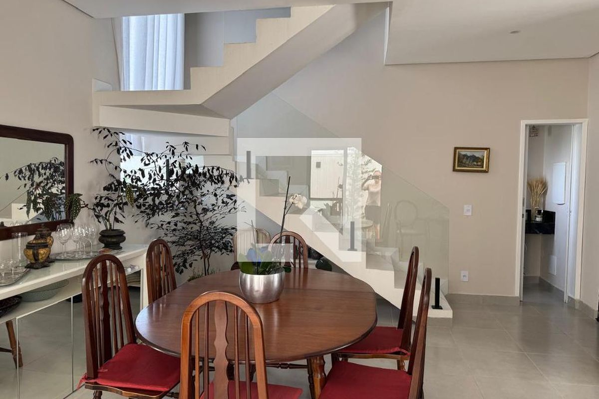Casa à Venda - Lot. Alphaville Campinas, 3 Quartos,  140 m2 em , Campinas - sp | SoloBR