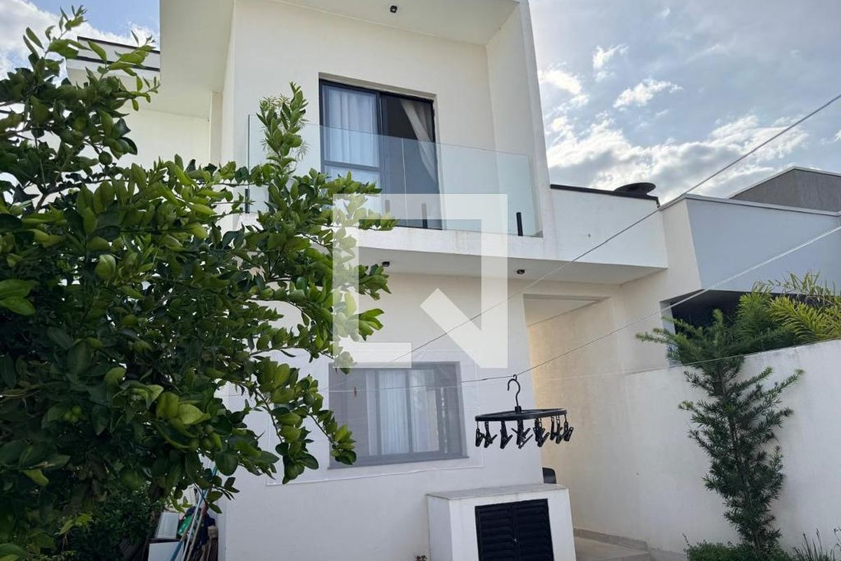 Casa à Venda - Lot. Alphaville Campinas, 3 Quartos,  140 m2 em , Campinas - sp | SoloBR