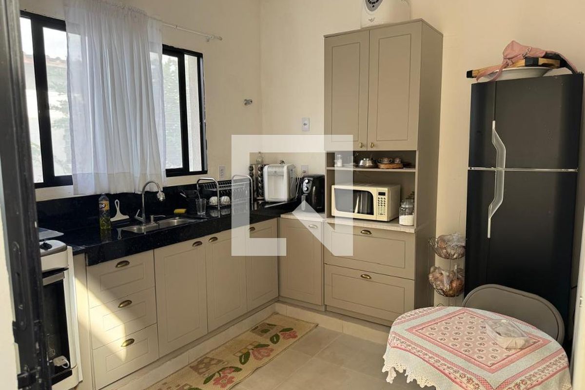 Casa à Venda - Lot. Alphaville Campinas, 3 Quartos,  140 m2 em , Campinas - sp | SoloBR