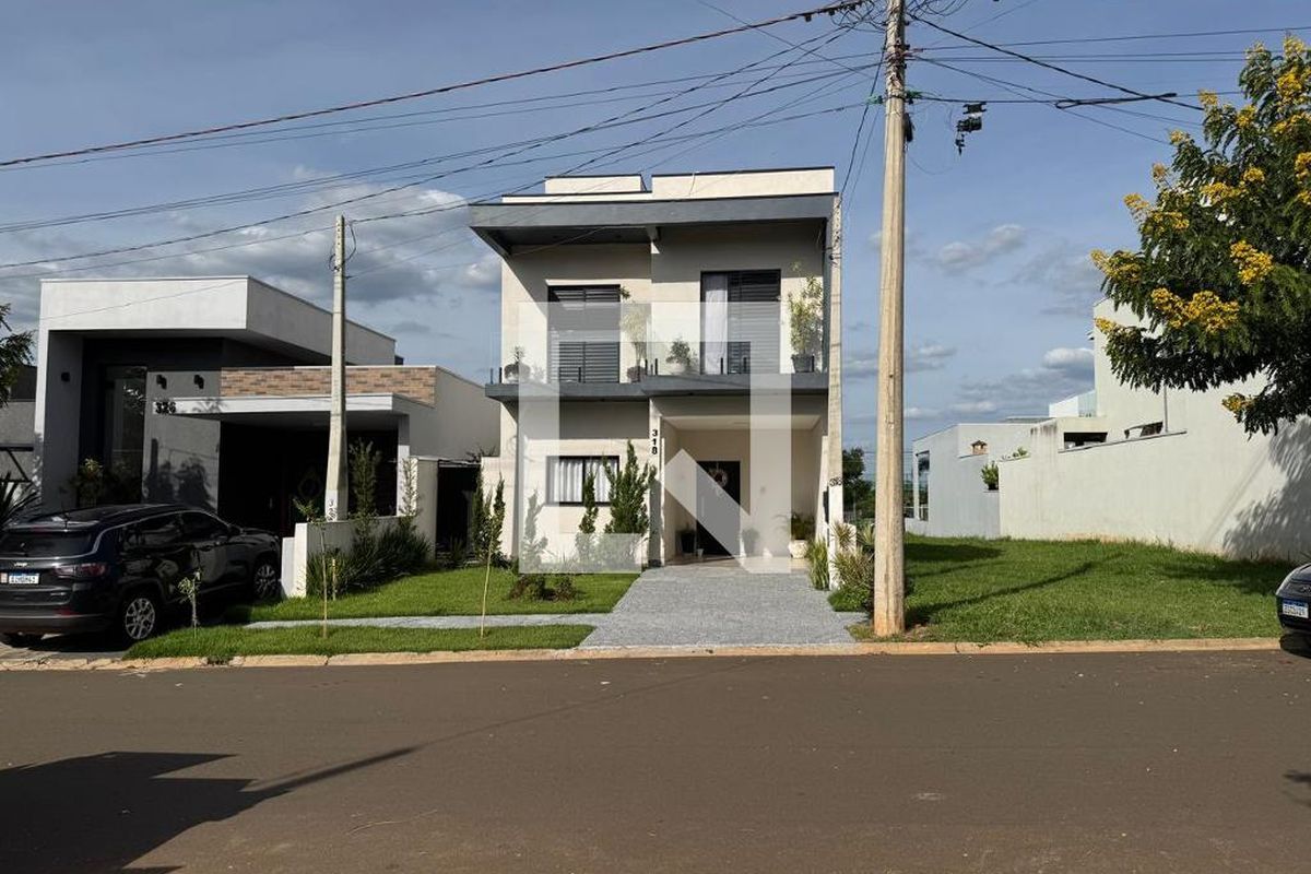 Casa à Venda - Lot. Alphaville Campinas, 3 Quartos,  140 m2 em , Campinas - sp | SoloBR