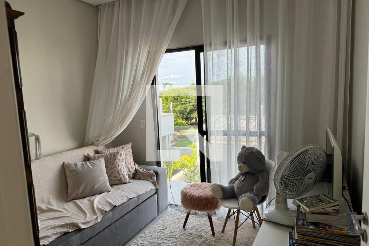 Casa à Venda - Lot. Alphaville Campinas, 3 Quartos,  140 m2 em , Campinas - sp | SoloBR