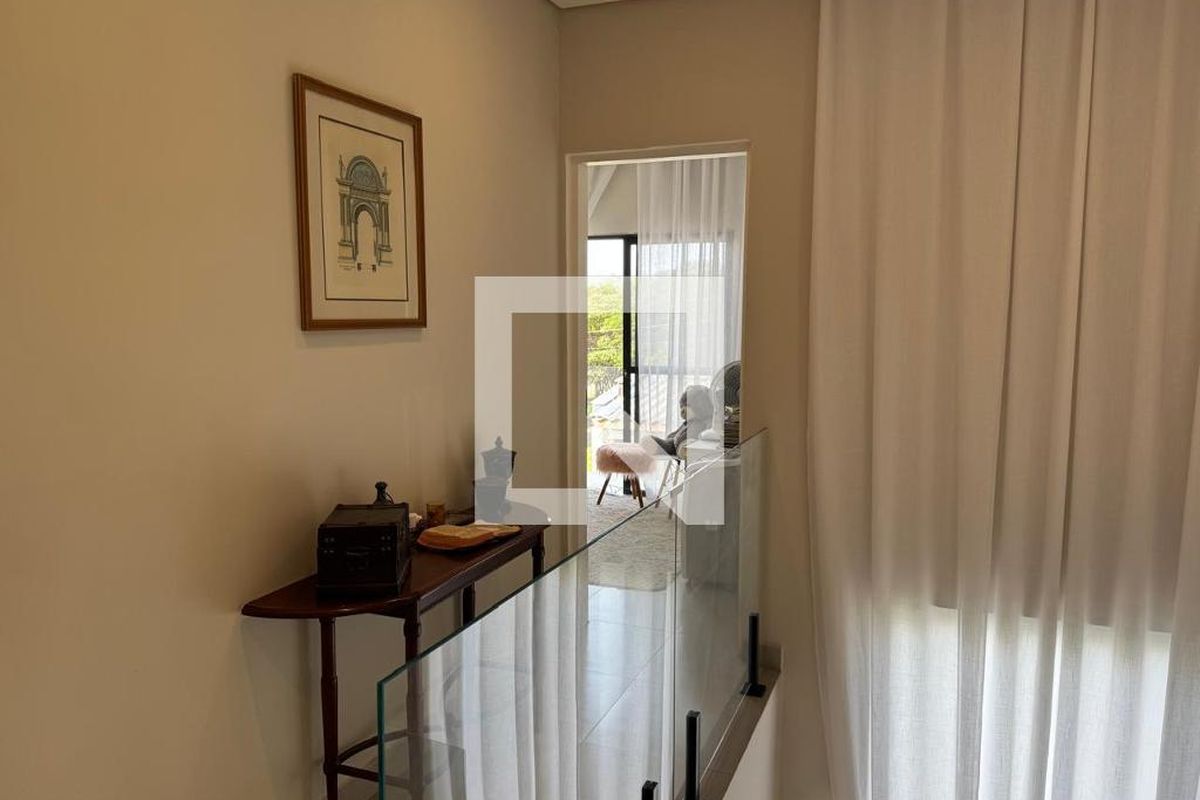 Casa à Venda - Lot. Alphaville Campinas, 3 Quartos,  140 m2 em , Campinas - sp | SoloBR