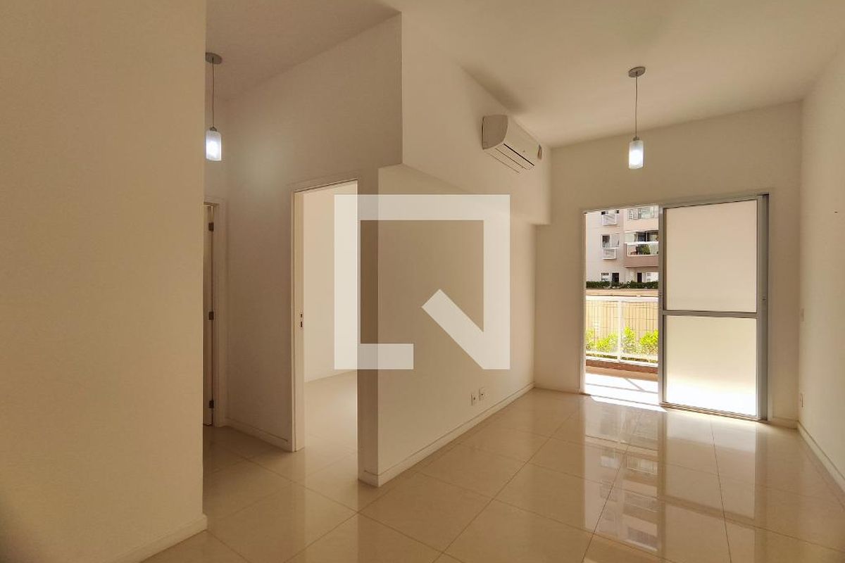 Apartamento, 2 quartos, 74 m² - Foto 1