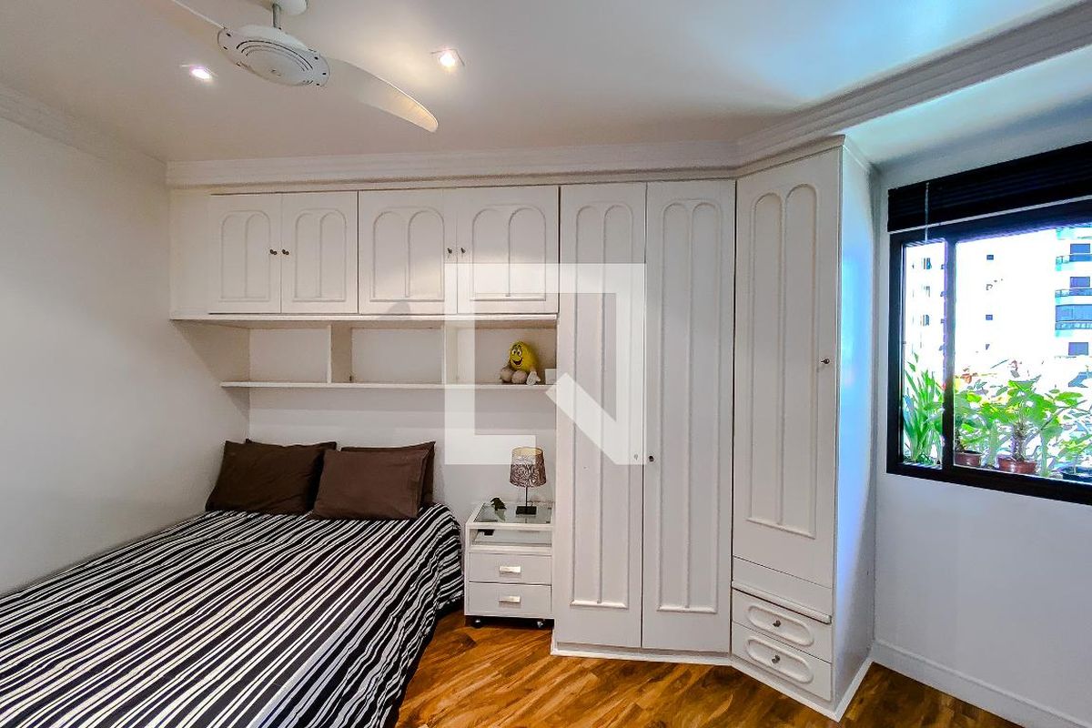 Apartamento, 3 quartos, 196 m² - Foto 40