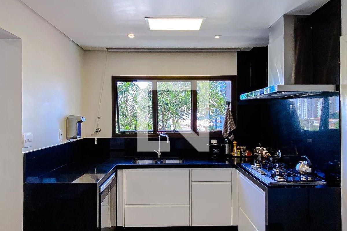 Apartamento, 3 quartos, 196 m² - Foto 65