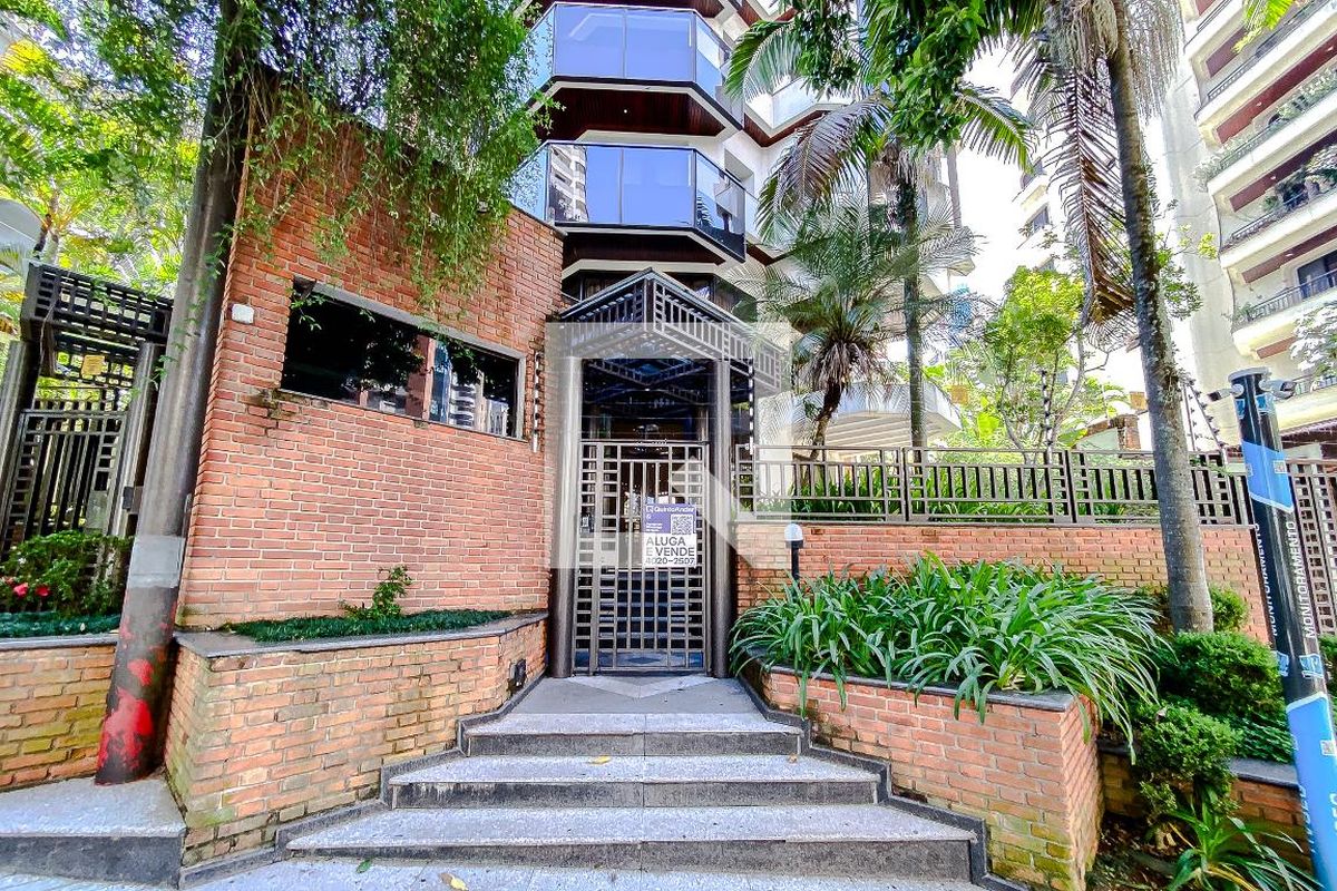 Apartamento, 3 quartos, 196 m² - Foto 92