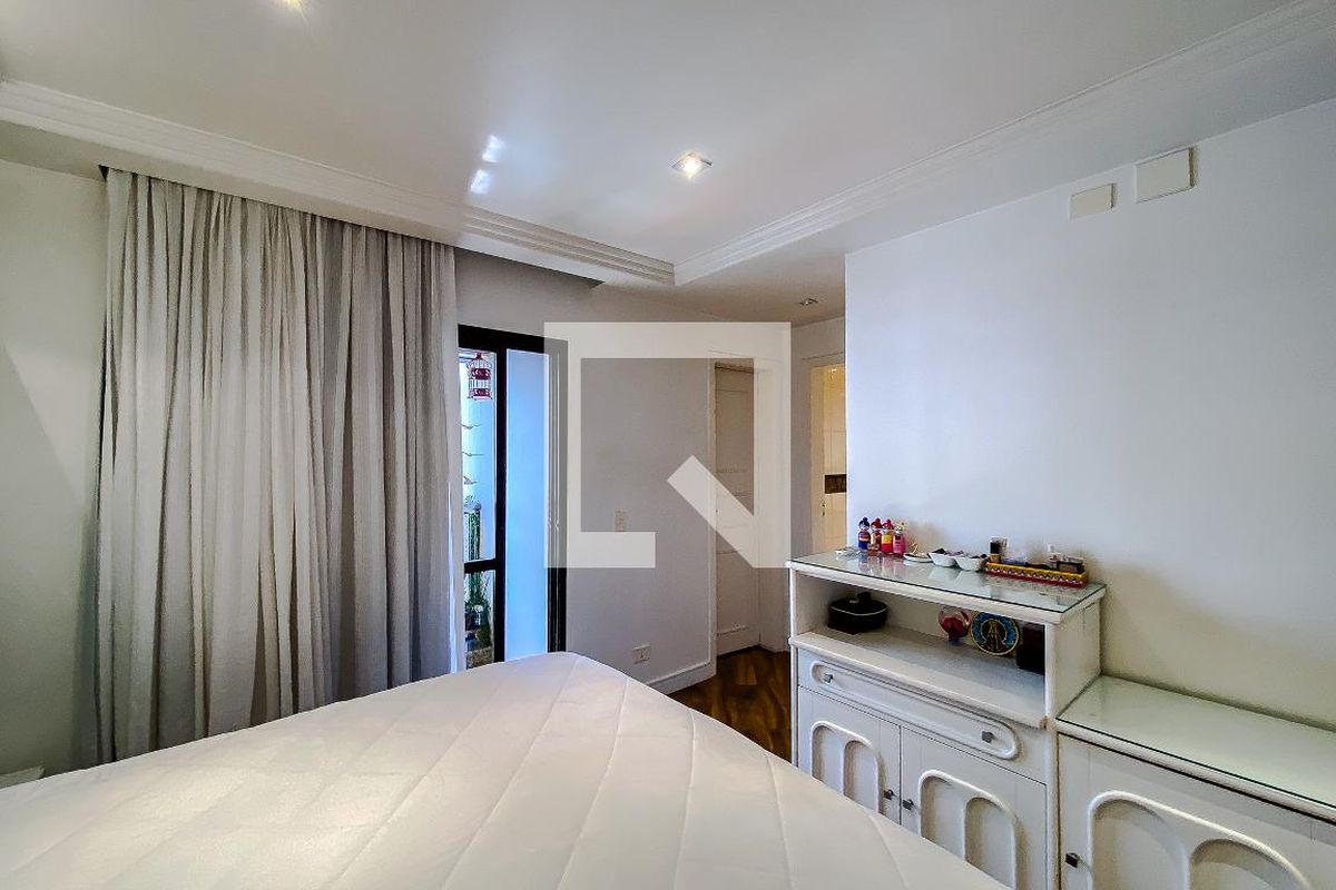 Apartamento, 3 quartos, 196 m² - Foto 47