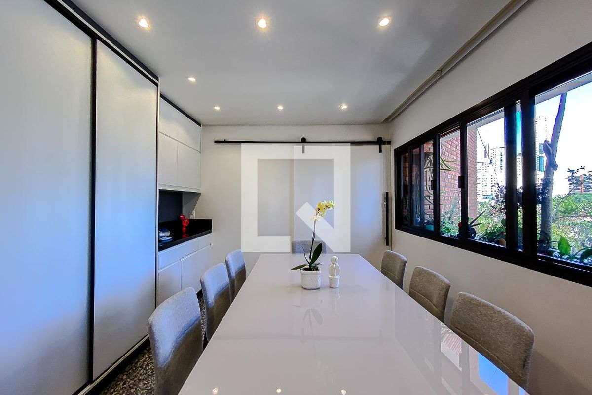 Apartamento, 3 quartos, 196 m² - Foto 62