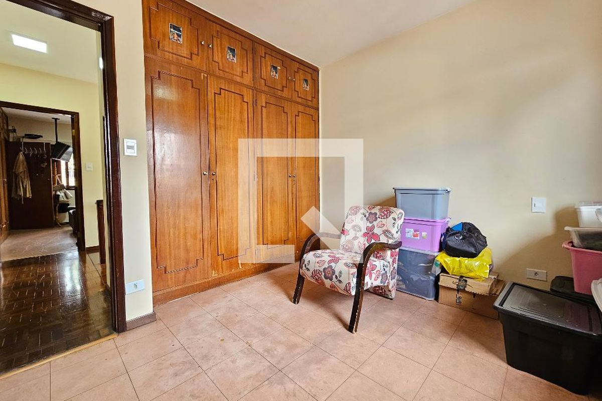 Casa, 5 quartos, 300 m² - Foto 23