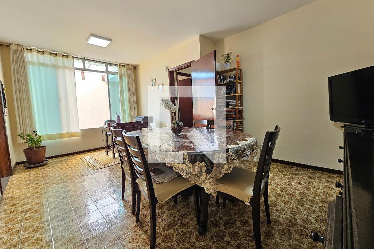 Casa, 5 quartos, 300 m² - Foto 15