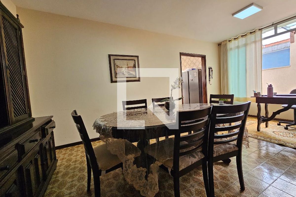 Casa, 5 quartos, 300 m² - Foto 19