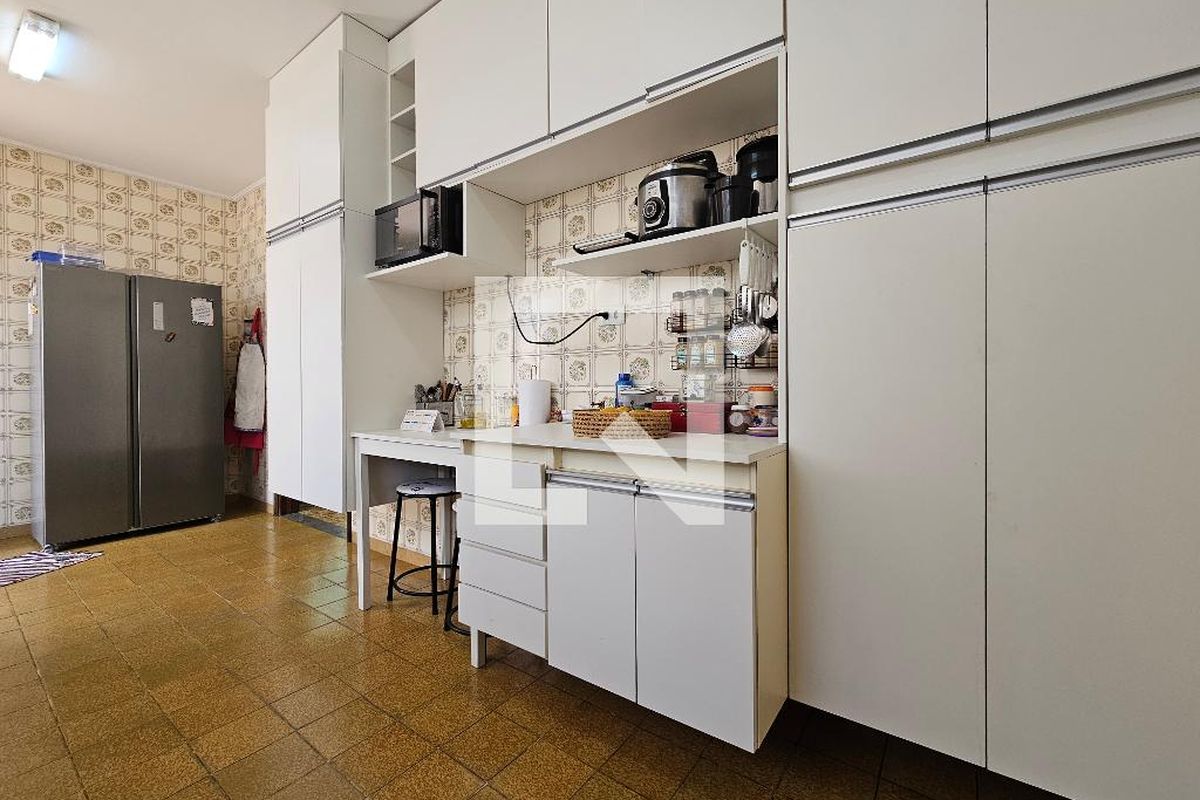 Casa, 5 quartos, 300 m² - Foto 69