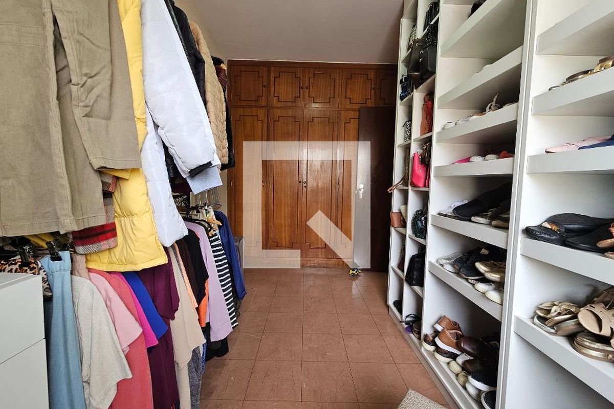 Casa, 5 quartos, 300 m² - Foto 37