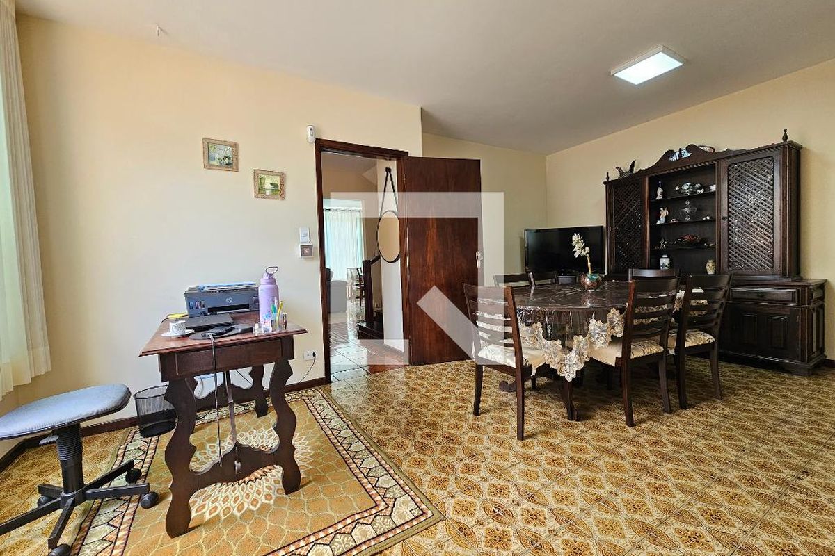 Casa, 5 quartos, 300 m² - Foto 13