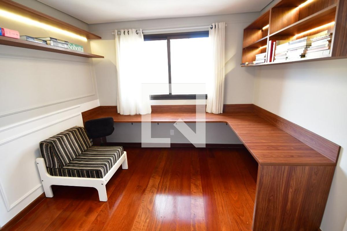 Apartamento à Venda - Cambuí, 3 Quartos,  240 m2 em , Campinas - sp | SoloBR