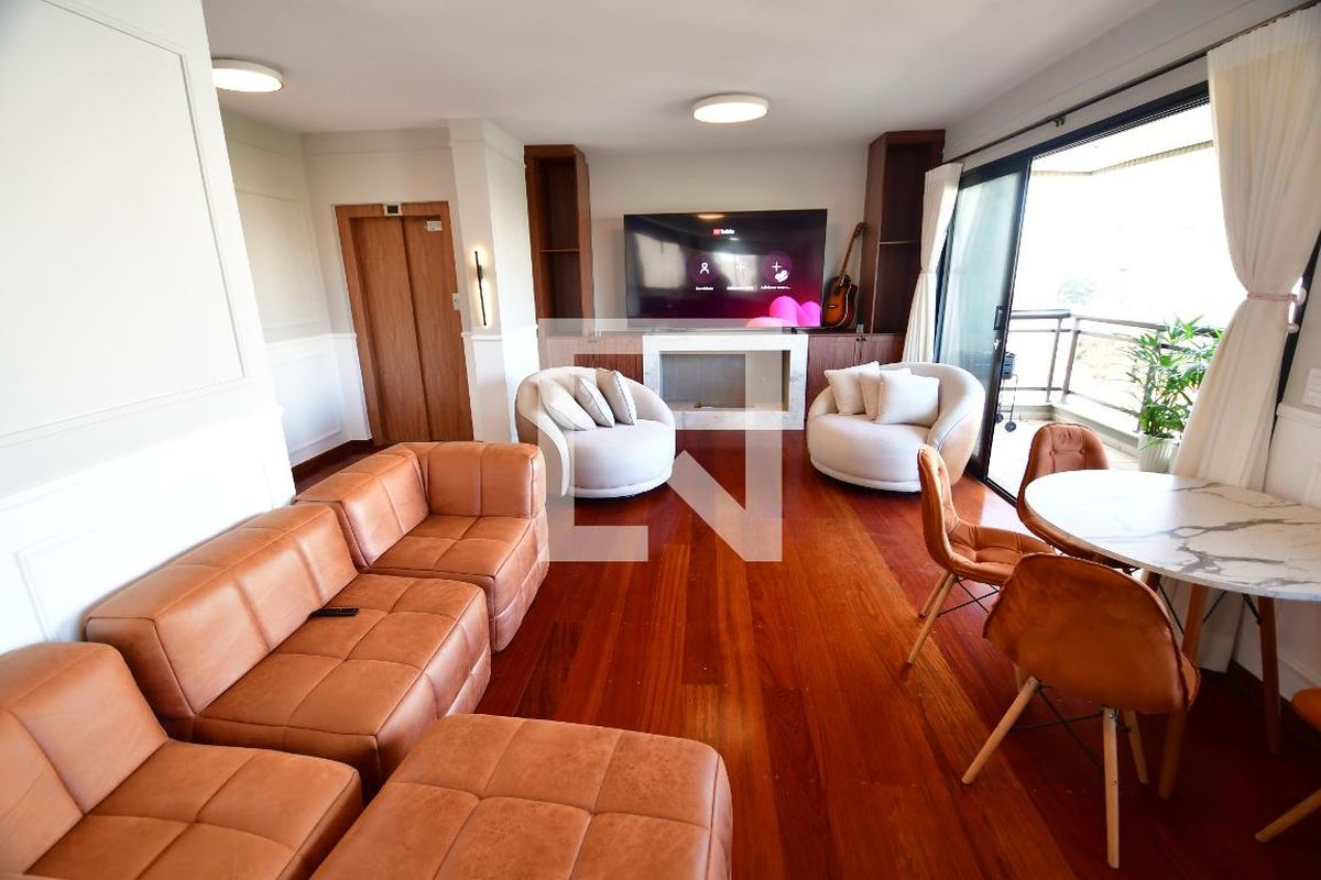 Apartamento à Venda - Cambuí, 3 Quartos,  240 m2 em , Campinas - sp | SoloBR