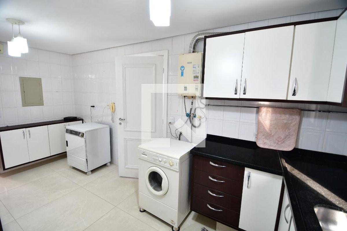 Apartamento à Venda - Cambuí, 3 Quartos,  240 m2 em , Campinas - sp | SoloBR