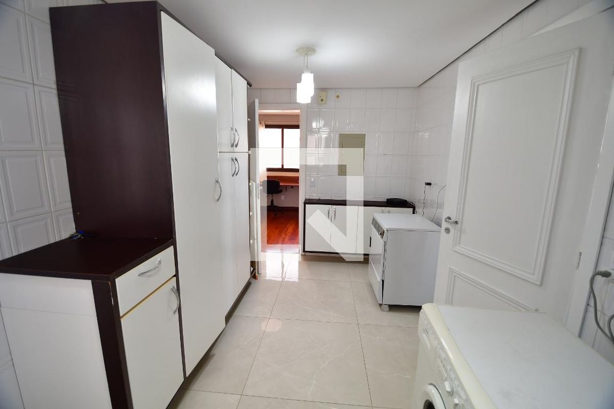 Apartamento à Venda - Cambuí, 3 Quartos,  240 m2 em , Campinas - sp | SoloBR