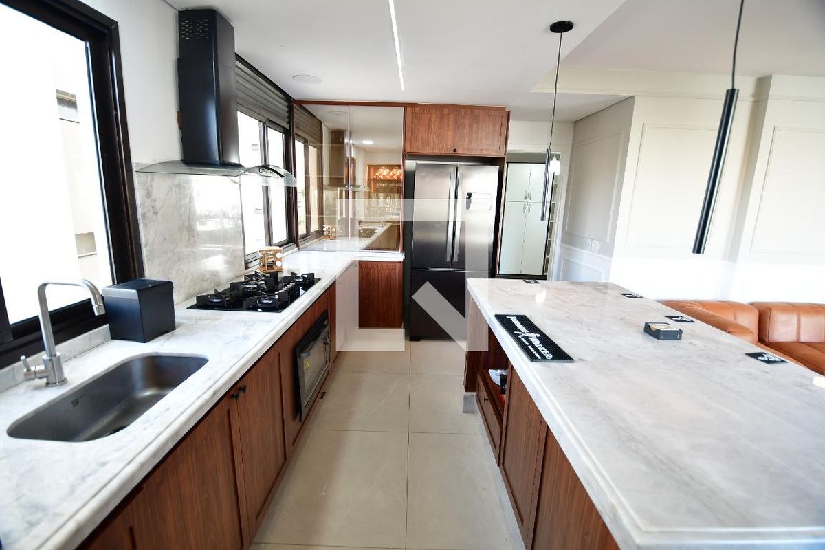 Apartamento à Venda - Cambuí, 3 Quartos,  240 m2 em , Campinas - sp | SoloBR