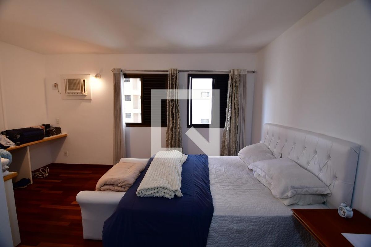 Apartamento à Venda - Cambuí, 3 Quartos,  240 m2 em , Campinas - sp | SoloBR