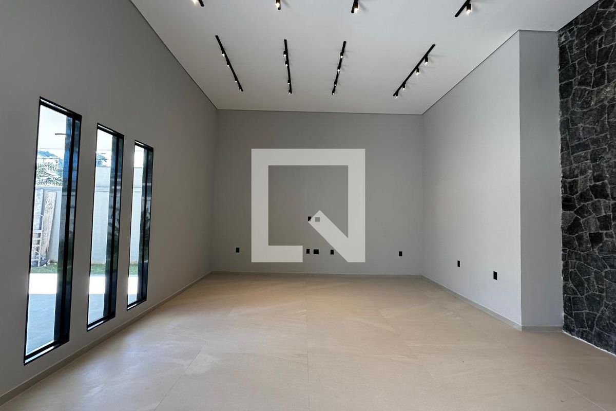 Casa, 3 quartos, 188 m² - Foto 2