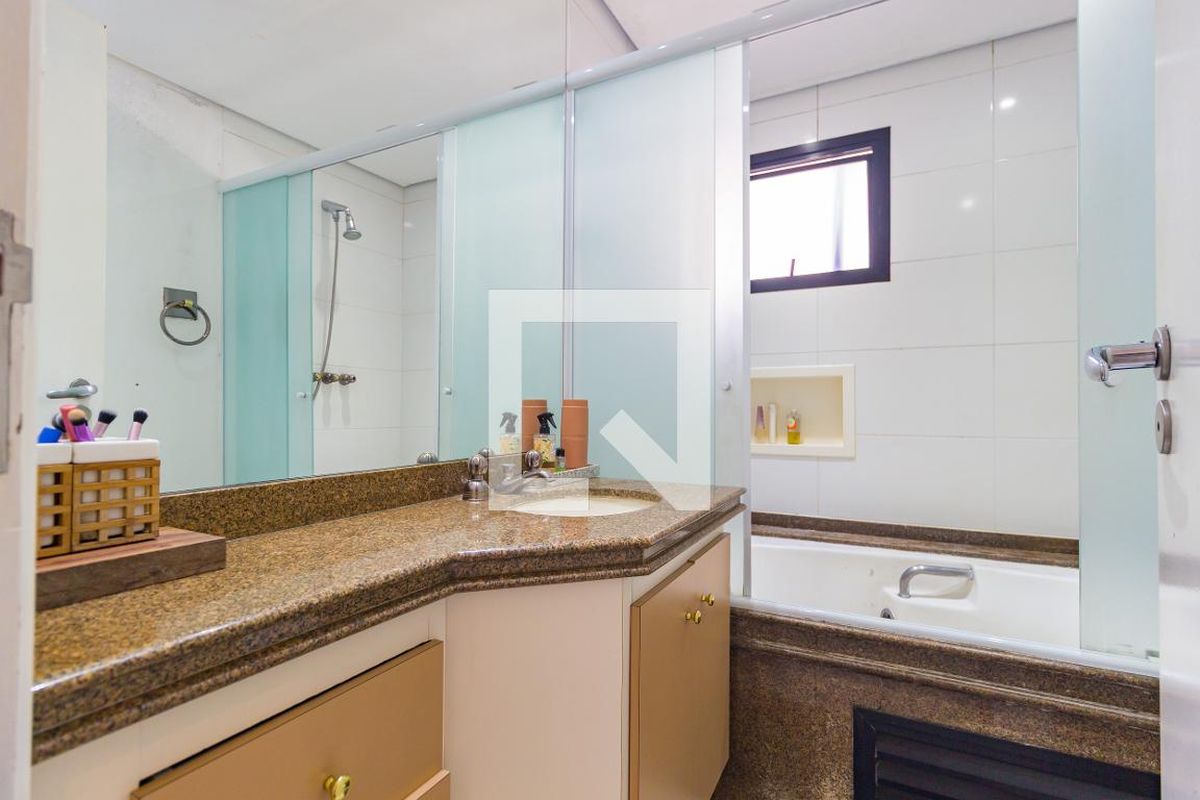 Apartamento, 3 quartos, 130 m² - Foto 32