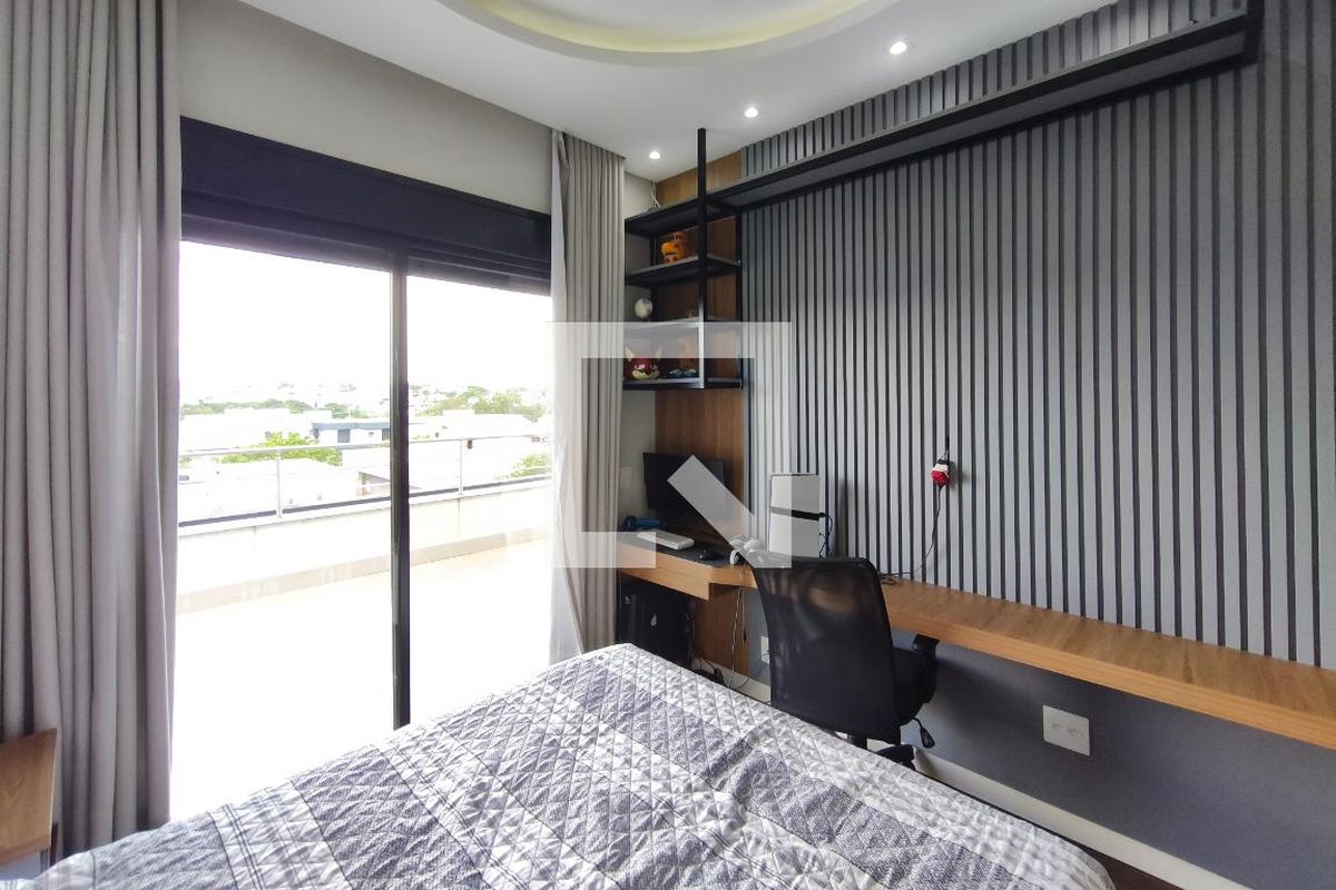 Casa à Venda - Swiss Park, 3 Quartos,  240 m2 em , Campinas - sp | SoloBR