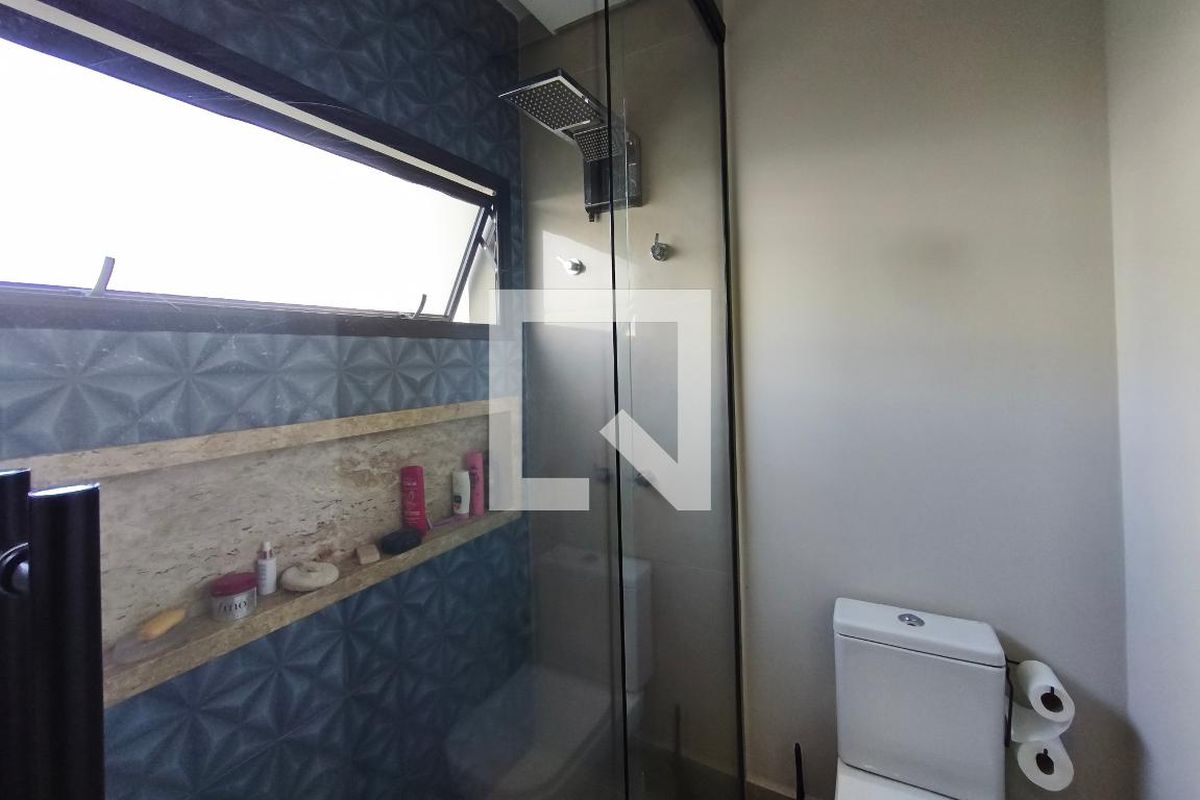 Casa à Venda - Swiss Park, 3 Quartos,  240 m2 em , Campinas - sp | SoloBR