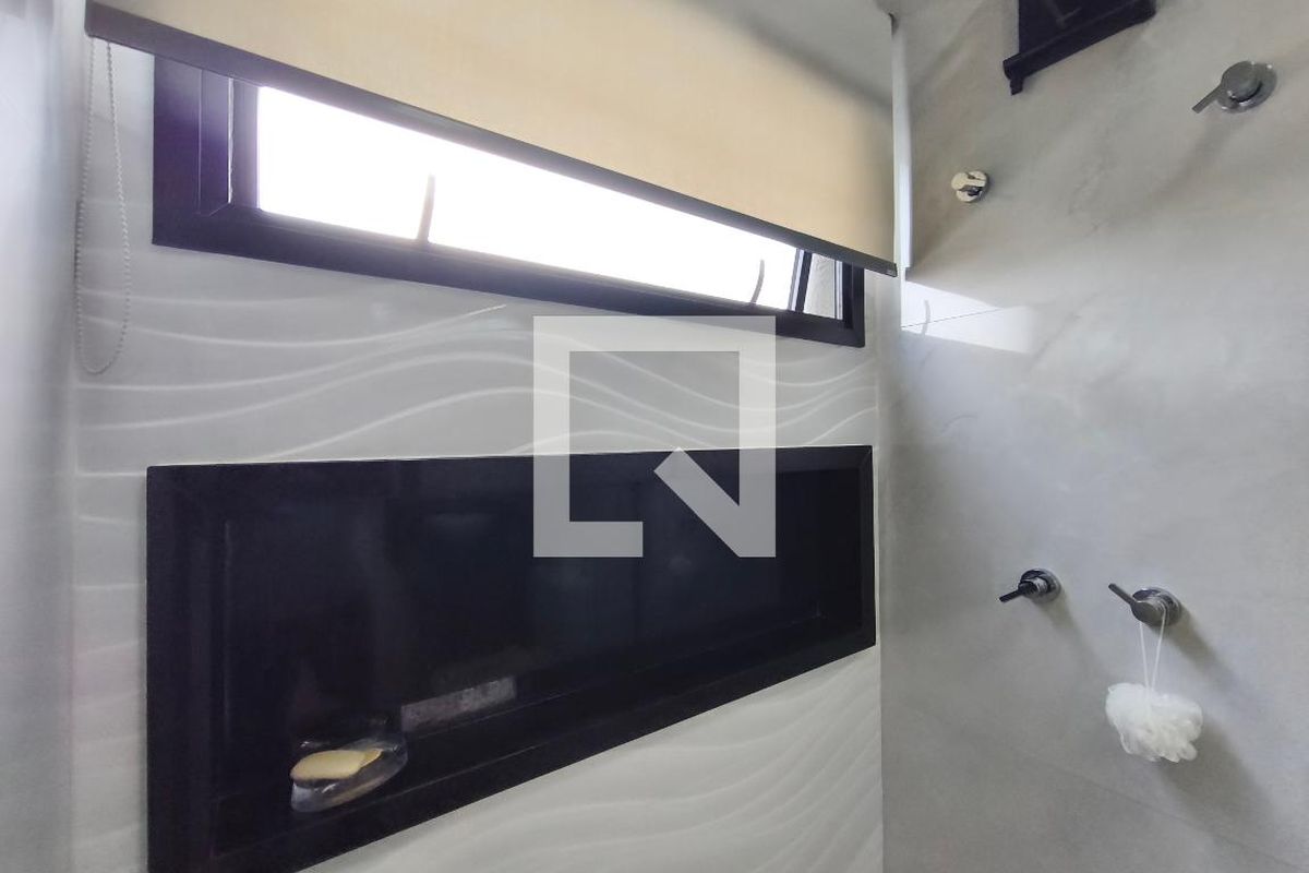 Casa à Venda - Swiss Park, 3 Quartos,  240 m2 em , Campinas - sp | SoloBR
