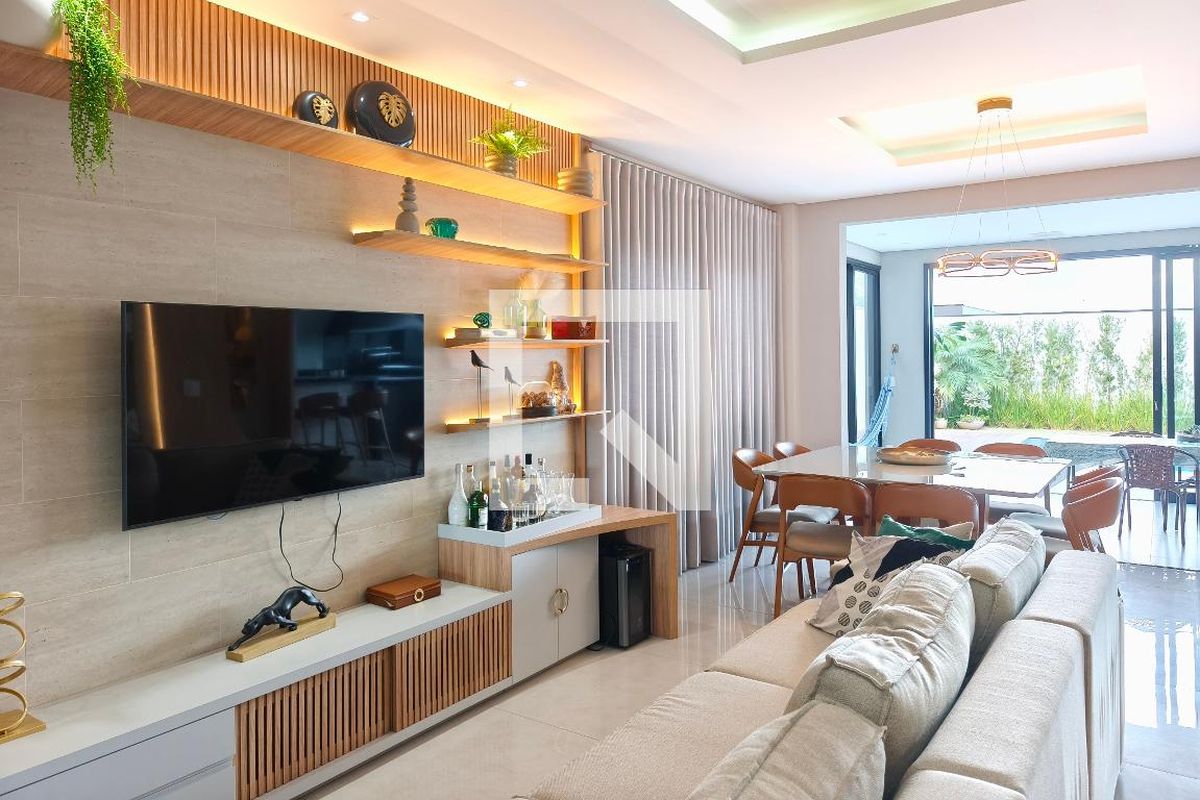 Casa à Venda - Swiss Park, 3 Quartos,  240 m2 em , Campinas - sp | SoloBR