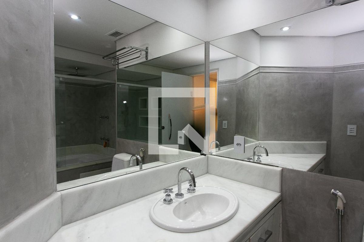 Apartamento, 3 quartos, 140 m² - Foto 48