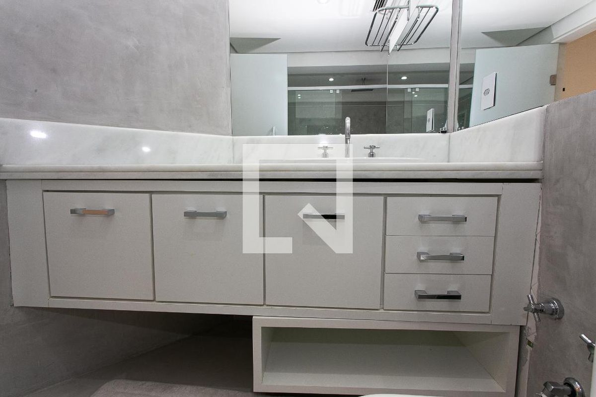 Apartamento, 3 quartos, 140 m² - Foto 47