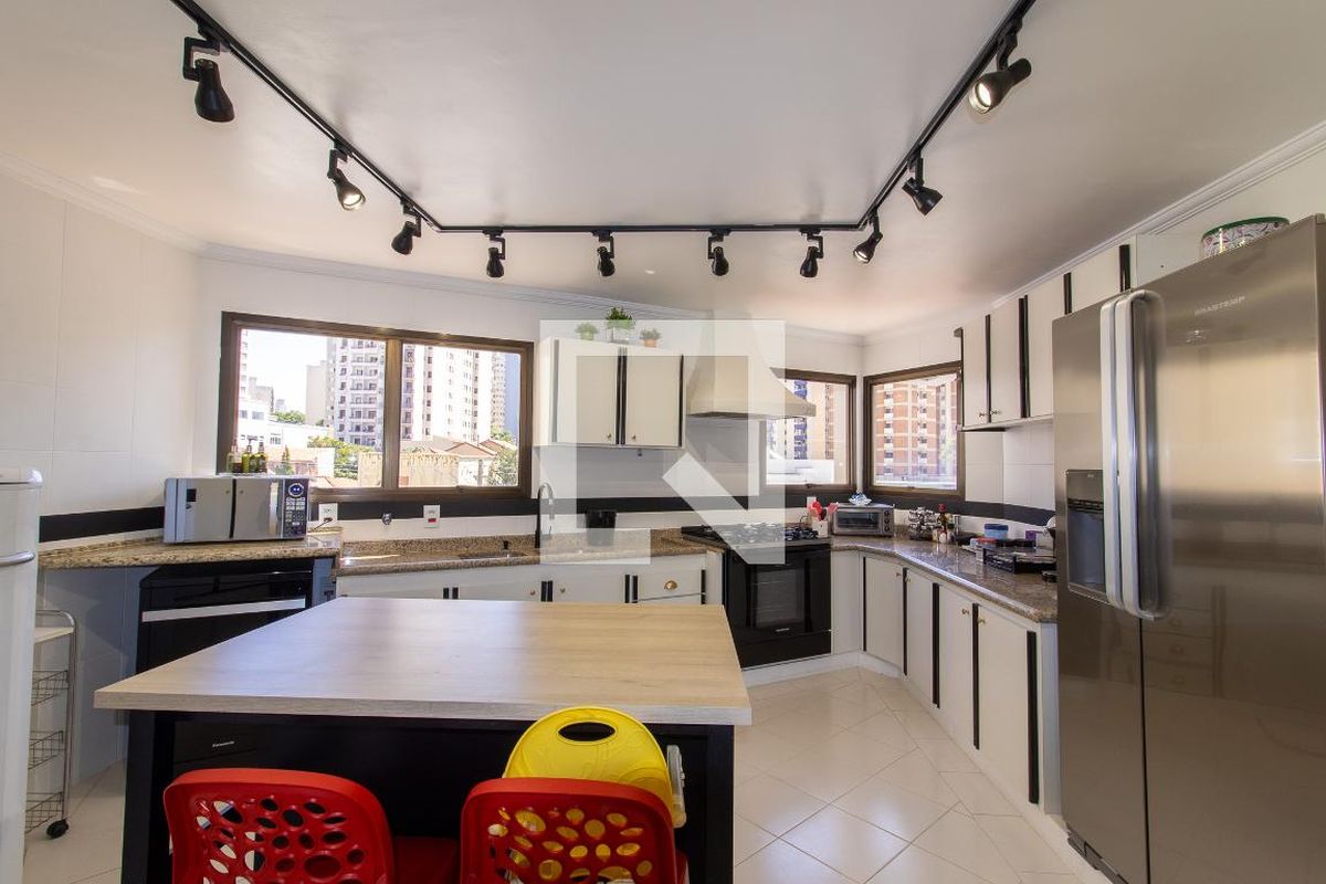Apartamento à Venda - Cambuí, 3 Quartos,  190 m2 em , Campinas - sp | SoloBR
