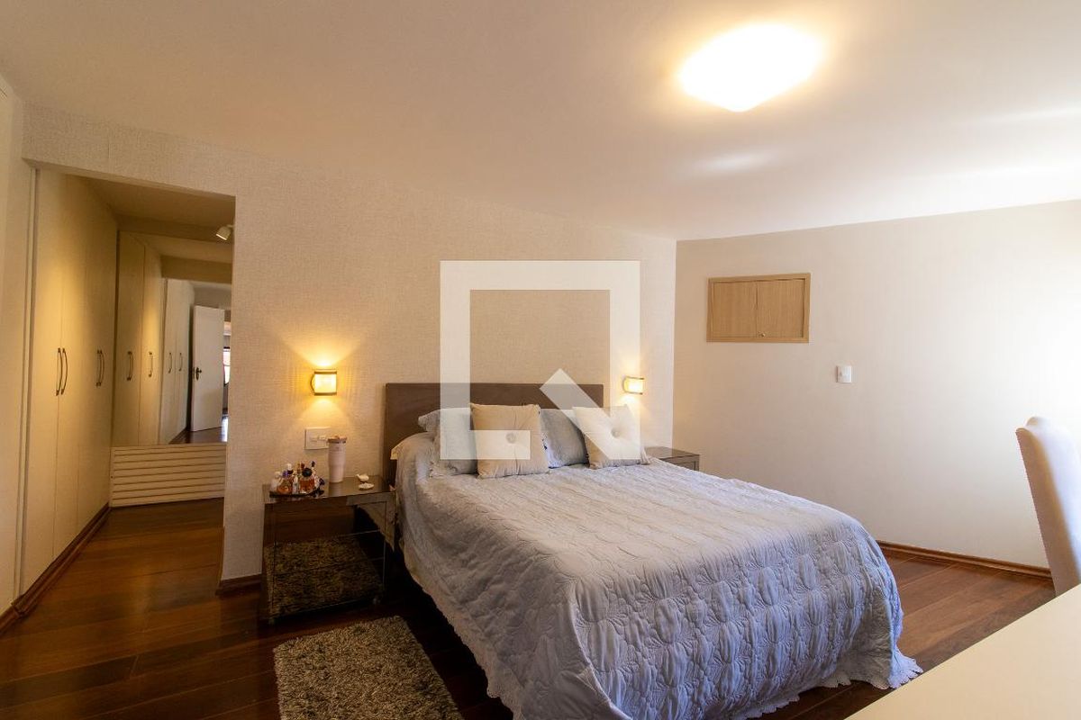 Apartamento à Venda - Cambuí, 3 Quartos,  190 m2 em , Campinas - sp | SoloBR